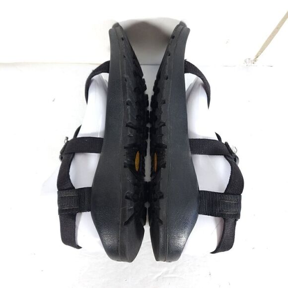 Chaco women’s Z/1 Classic Size US 10 Black Strappy Outdoor Sport Sandals Shoes - Picture 12 of 16